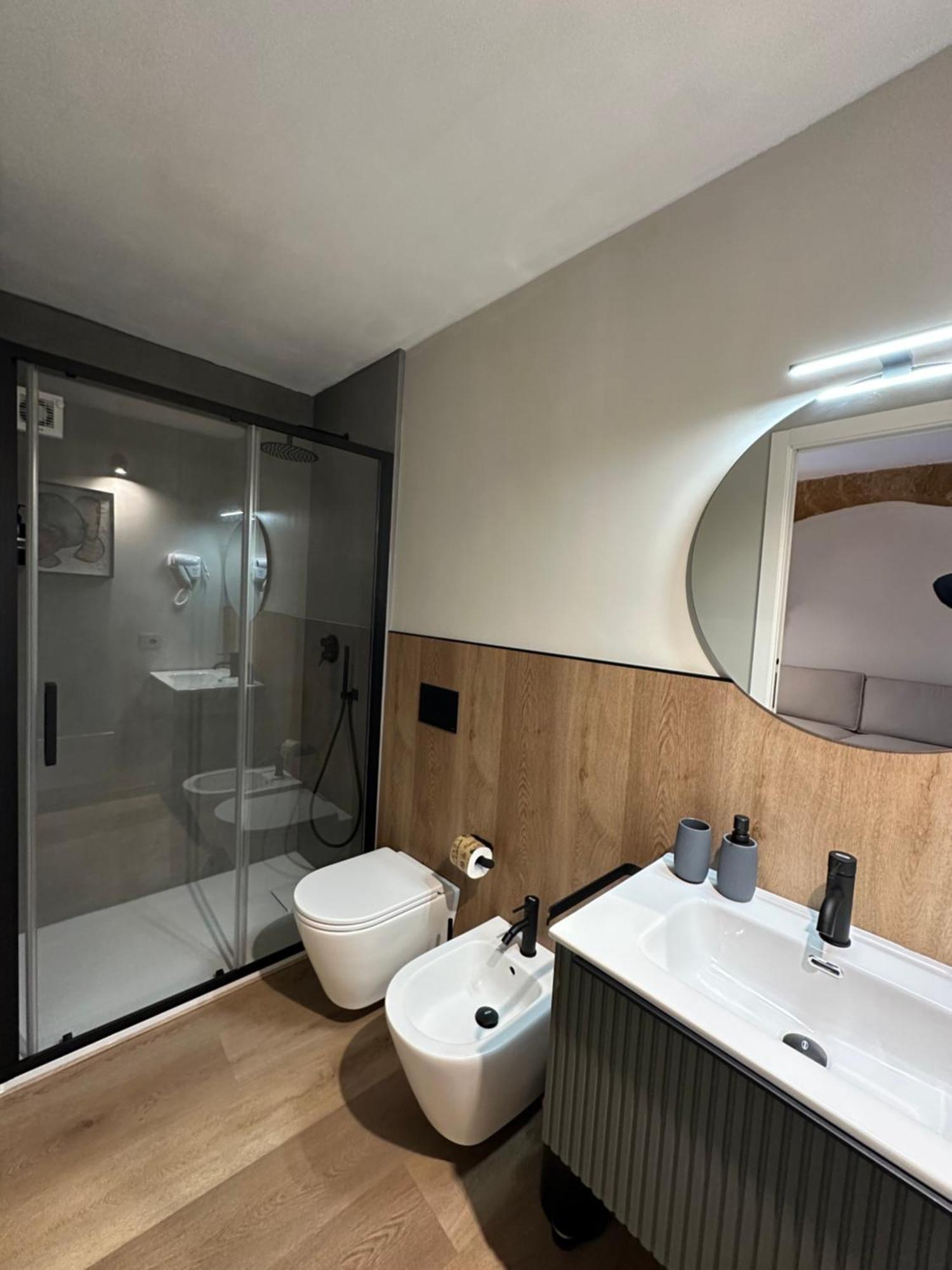 Arc Home Apartment อากริเจนโต ภายนอก รูปภาพ