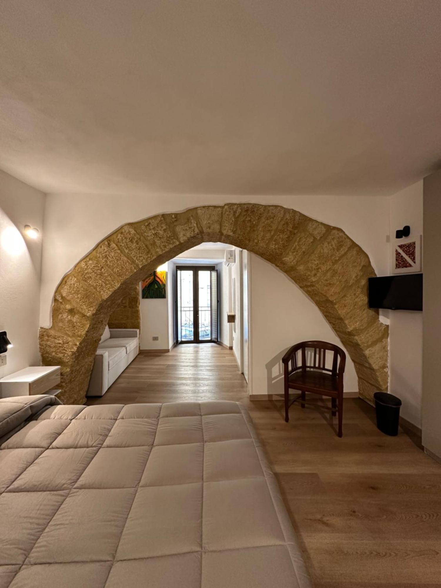 Arc Home Apartment อากริเจนโต ภายนอก รูปภาพ
