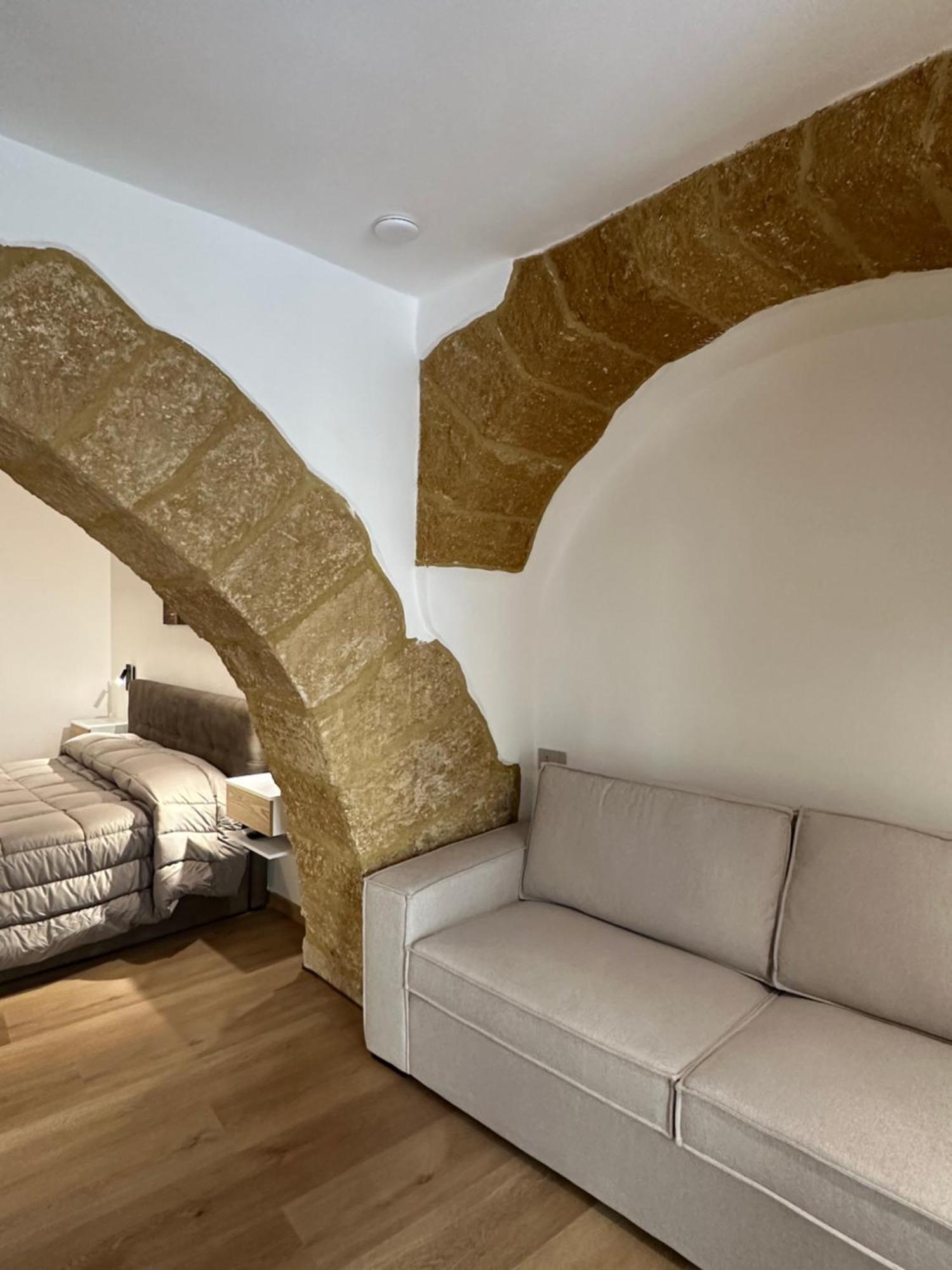 Arc Home Apartment อากริเจนโต ภายนอก รูปภาพ